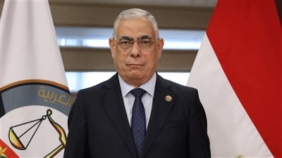 النائب العام يحيل متهمين بإدارة أكبر شبكة دولية لقرصنة البث الرياضي للمحاكمة الجنائية 