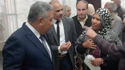محافظ الدقهلية يتفقد عيادة ابن لقمان للتأمين الصحي لمتابعة انتظام الخدمات