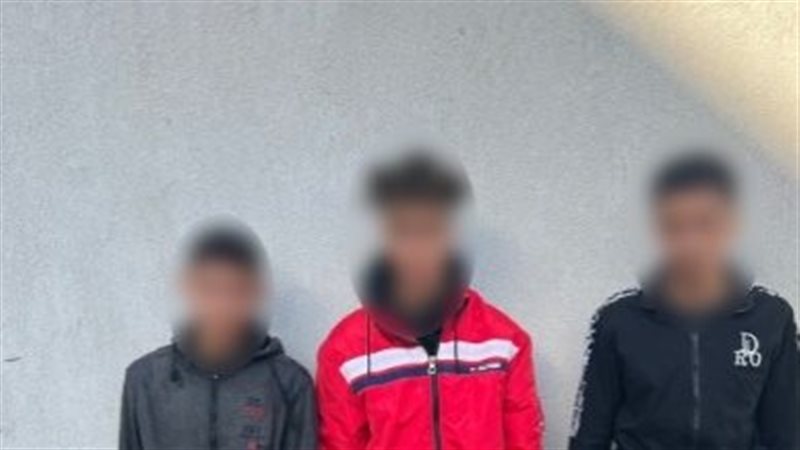 ضبط 3 طلاب بعد تداول