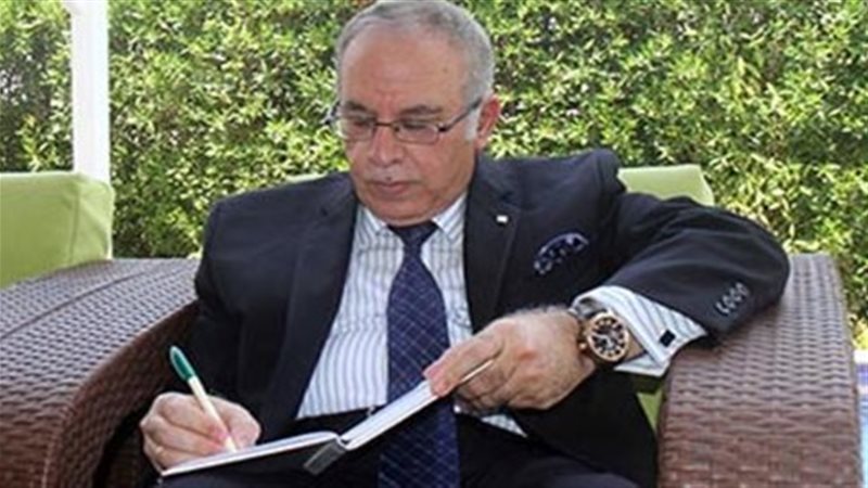 الدكتور أسامة حمدي،