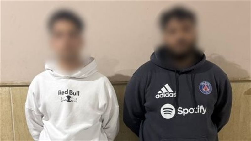 سقوط طالبين لنصبهم