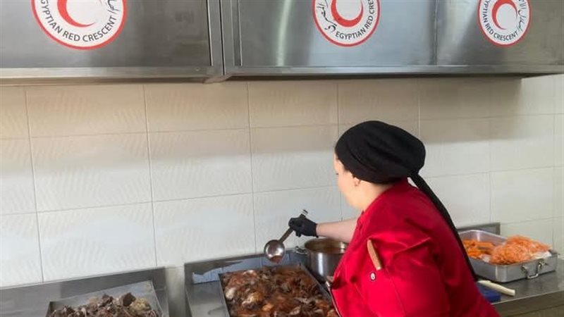 موائد الإفطار وتوزيع
