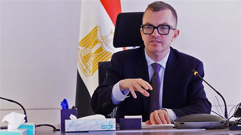 الدكتور أحمد رستم