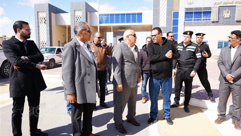 محافظ مطروح يتفقد