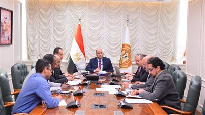 وزير العمل يتابع آخر استعدادات الانتخابات النقابية