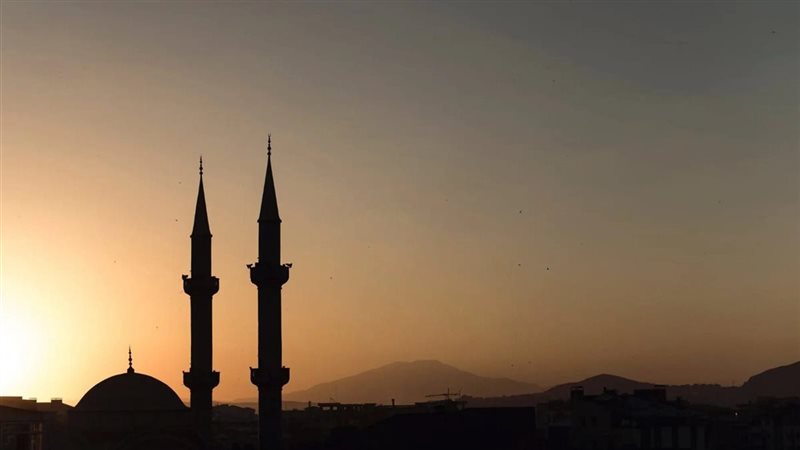 موعد أذان المغرب