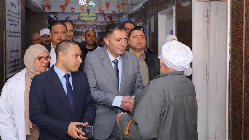 محافظ دمياط يفاجئ