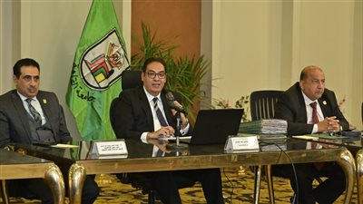 جامعة القاهرة توافق على إطلاق استبيان للتعرف على أوضاع خريجيها المهنية