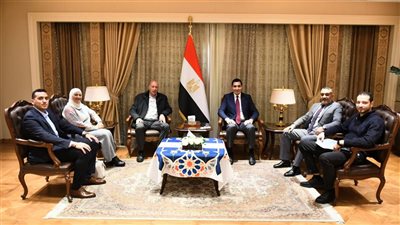 وزير الشباب والرياضة يلتقي مجلس إدارة اتحاد الخماسي الحديث لبحث خطط الإعداد
