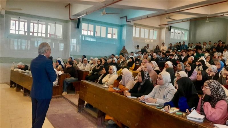 الجامعات 