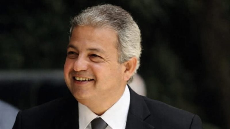 خالد عبد العزيز،