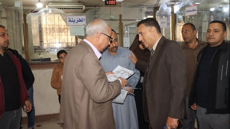 محافظ القليوبية خلال