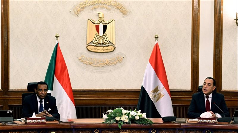 رئيسا وزراء مصر والسودان
