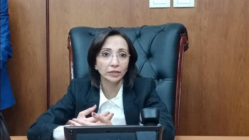 جاكلين عازر – محافظ