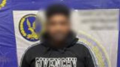 القبض على سائق ميكروباص لتعديه على راكب وتهديده بمفك حديدي بالقاهرة