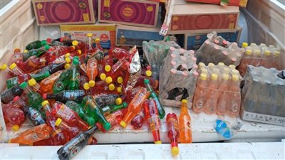 ضبط سلع غذائية ومشروبات فاسدة في حملة تموينية بالفيوم 