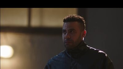 مسلسل الكينج حلقة 13، محمد إمام يوسع نشاطه في السلاح والآثار وخروج ياقوت من السجن