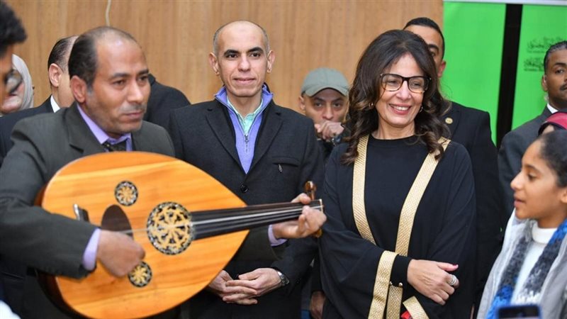 وزيرة الثقافة تفتتح