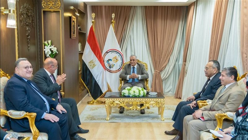 الدكتور مهندس صلاح