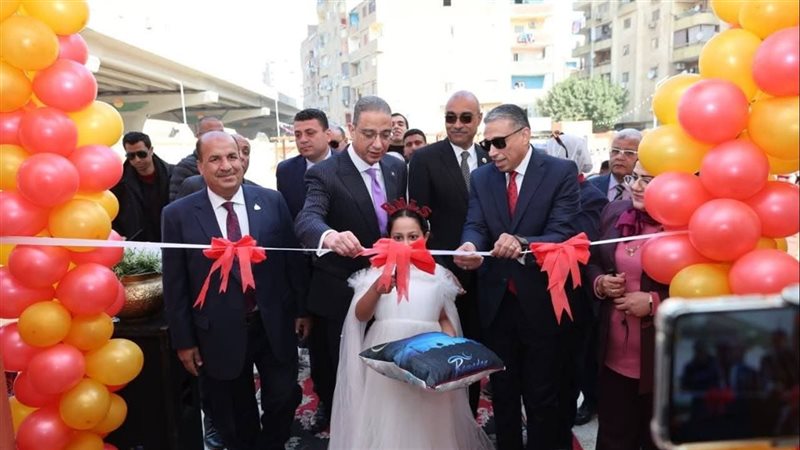 افتتاح المدرستين
