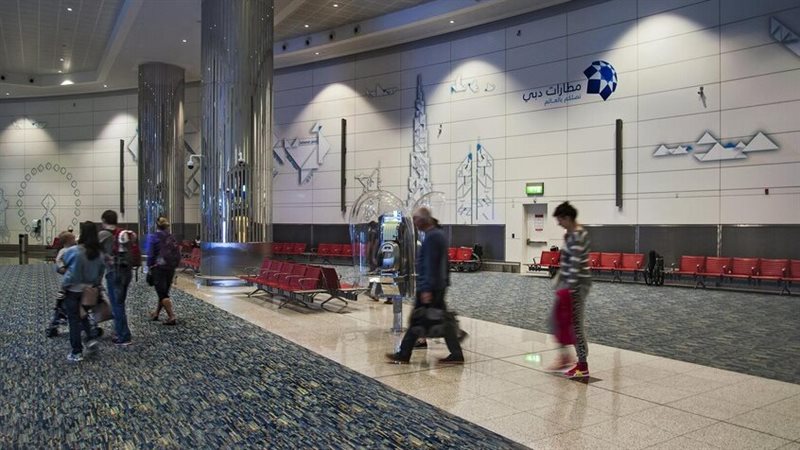 مطار دبي، فيتو