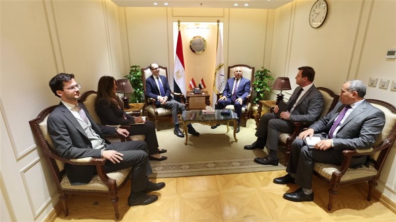 اجتماع وزير النقل