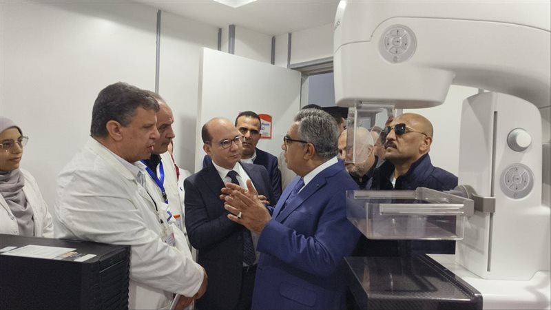 جولة في مستشفي المنزلة،