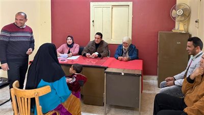 نائب محافظ الفيوم يعقد لقاء لخدمة المواطنين بقرية الخالدية 