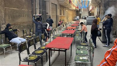 على روح شهيد حريق الطوابق، صاحب أكبر مائدة إفطار بفيصل يكشف تفاصيل تنظيمها للعام السادس (فيديو وصور)