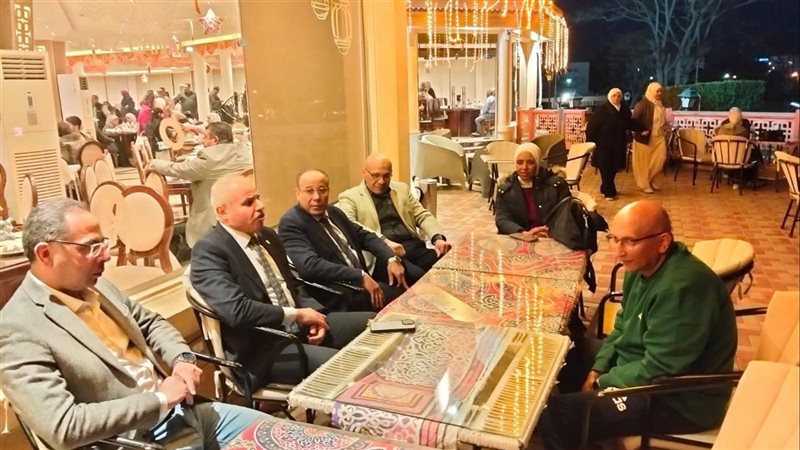 رئيس جامعة القناة