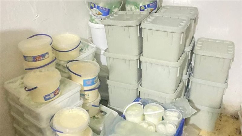 ضبط مواد غذائية منتهية