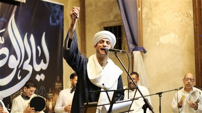 ليالي الوصال الرمضانية، المنشد أحمد التوني يسلطن جمهور بيت السناري (فيديو وصور) 