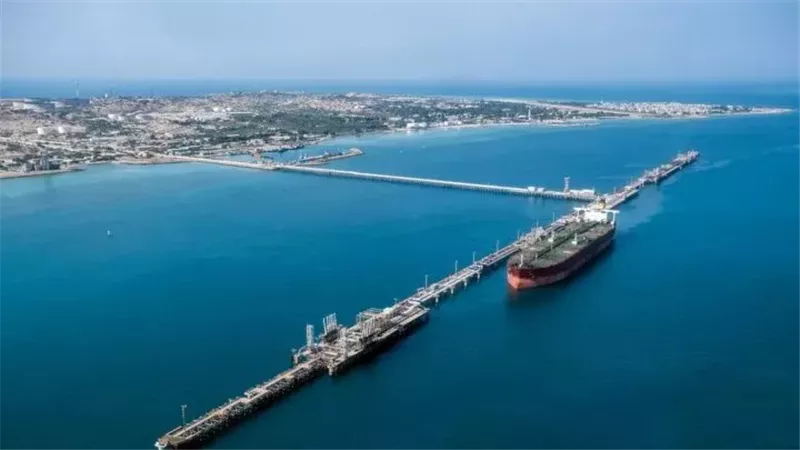جزيرة خارك الإيرانية،