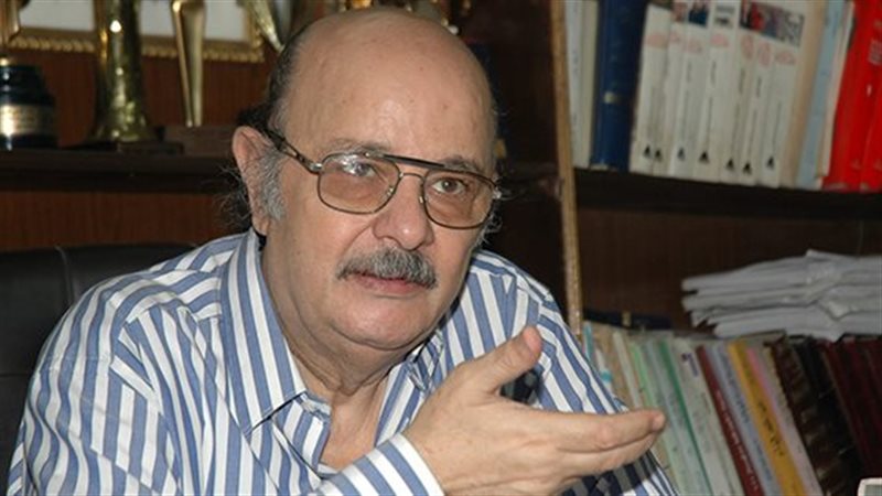 الكاتب يسرى الجندى