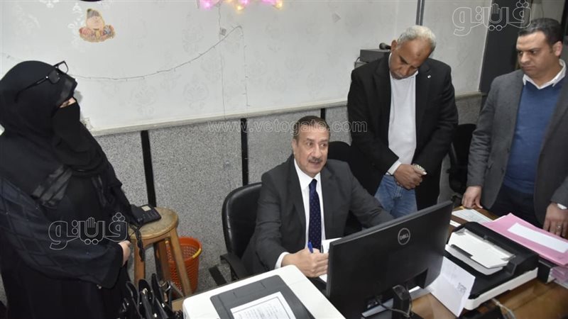 جولة مفاجأة لمحافظ