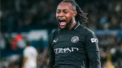 نجم السيتي يحصد جائزة لاعب الشهر في الدوري الإنجليزي