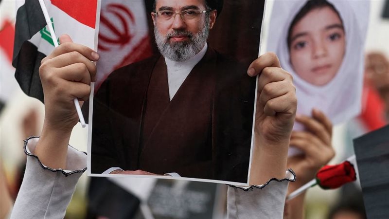المرشد الإيراني،