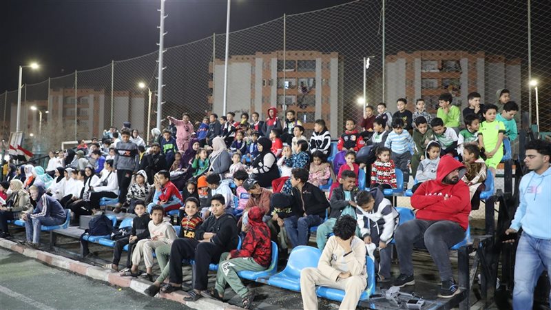الدورى الخماسى، فيتو