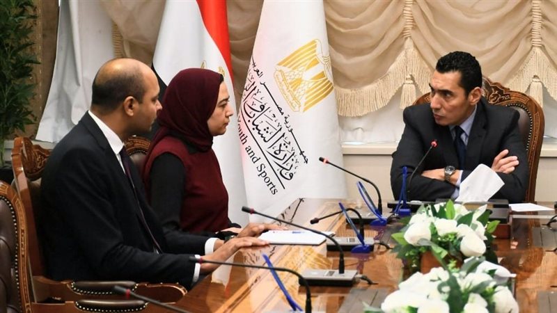 وزير الرياضة يستقبل