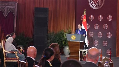 السيسي: حريصون على تجنب رفع أسعار السلع وتقديم المستغليين للمحاكمة