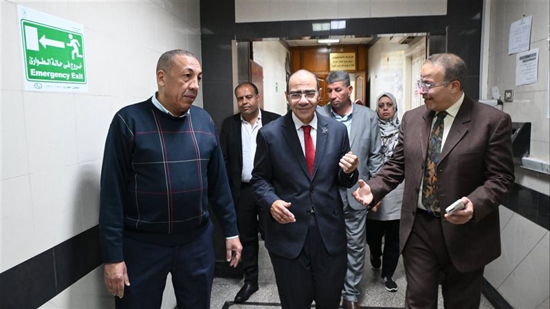 مدير مستشفيات قصر