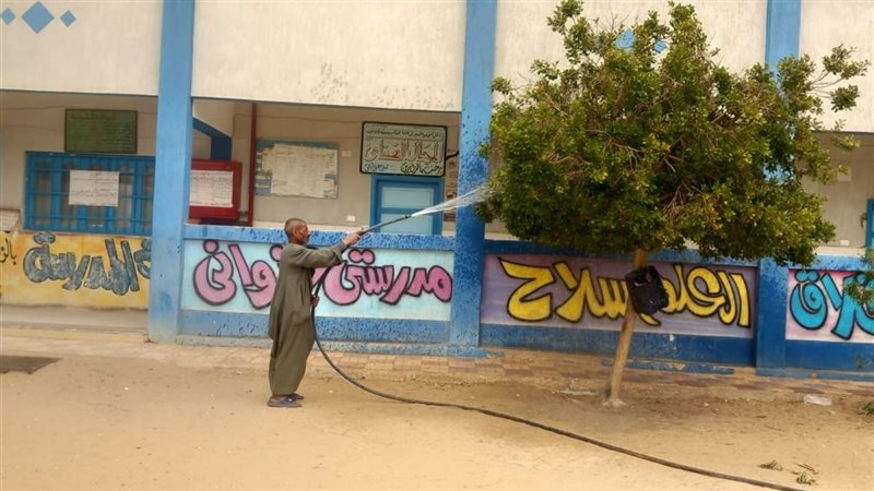 تنظيف آثار الطقس