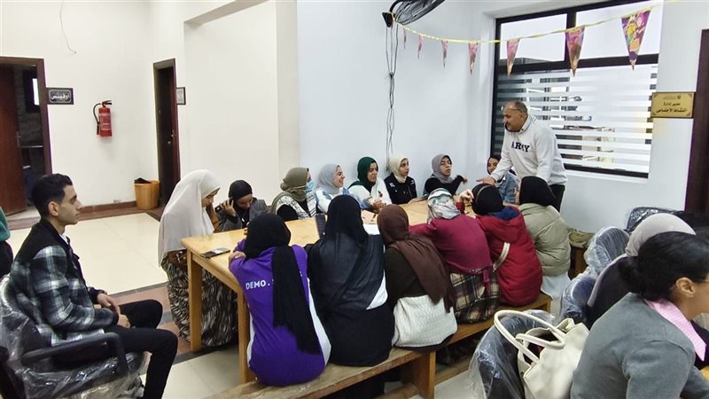 دورات تدريبية لجوالة