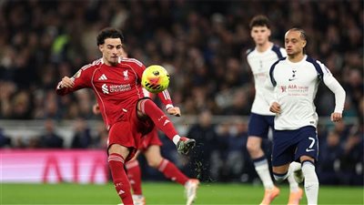موعد مباراة ليفربول وتوتنهام في الدوري الإنجليزي والقناة الناقلة