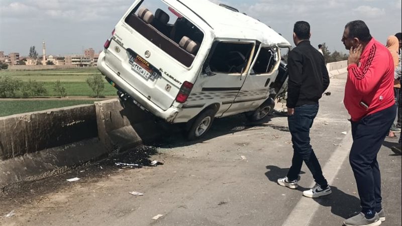 تصادم الميكروباص