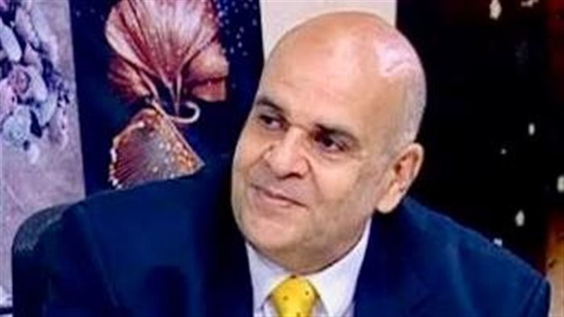 د. عمر عزام وكيل