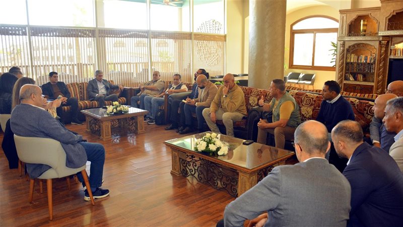 لقاء وزير السياحة