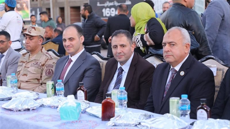 محافظ دمياط يشارك