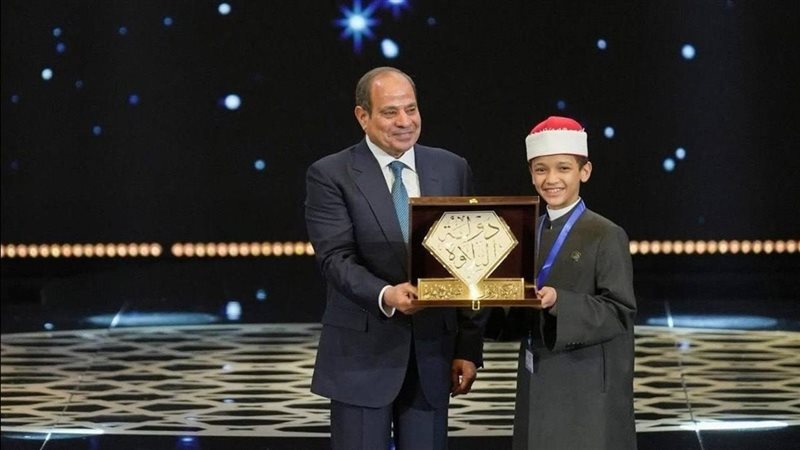 تكريم الطفل عمر علي