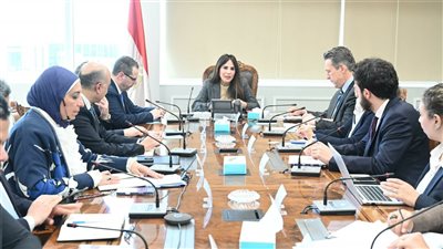وزيرة الإسكان تبحث مع المدير الإقليمي بالبنك الأوروبي لإعادة الإعمار تعزيز أوجه التعاون المشترك